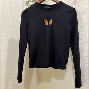 Long Sleeve Fitted Tee with Butterfly 🦋